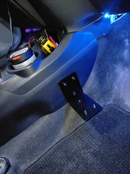 ドリンクホルダー増設