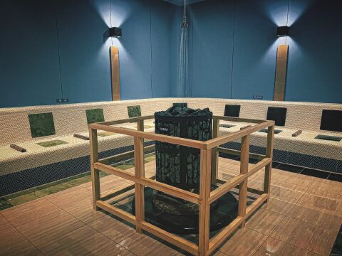 岩盤温浴リゾート「ココプララ」